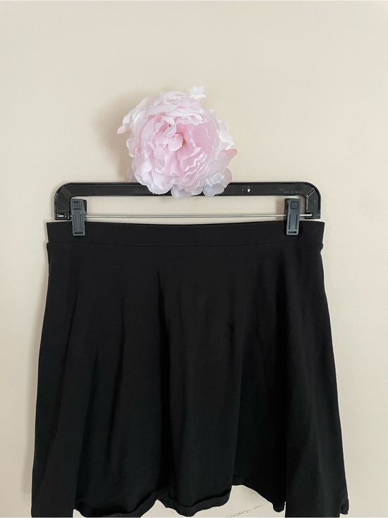 Forever 21 Dresses & Skirts - Forever 21 Black Circle Skirt - Flared Silhouette